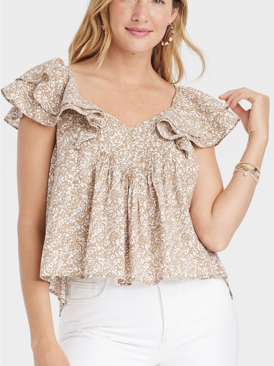 Universal Thread Tops - Universal Thread Beige Floral Ruffle Sleeve V-Neck Blouse